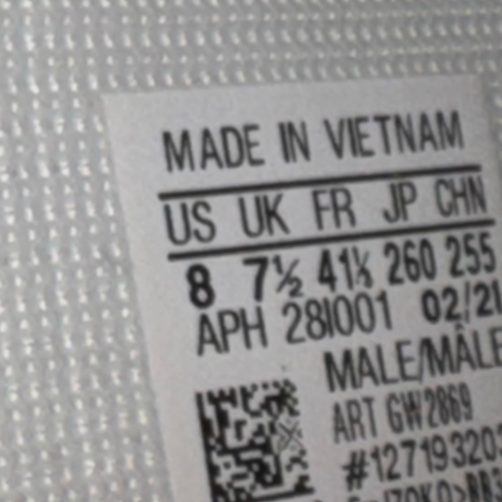 Yeezy Boost 350 V2 Mono Ice - Picture 4 of 5